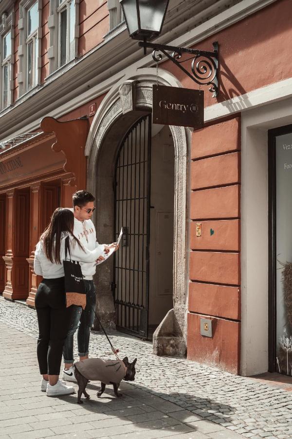Gentry11 Rooms&More Maribor Bagian luar foto