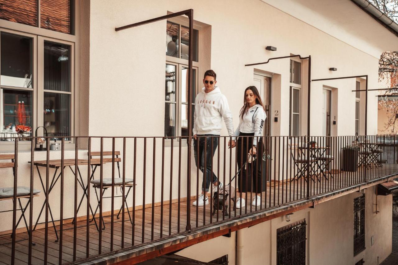 Gentry11 Rooms&More Maribor Bagian luar foto